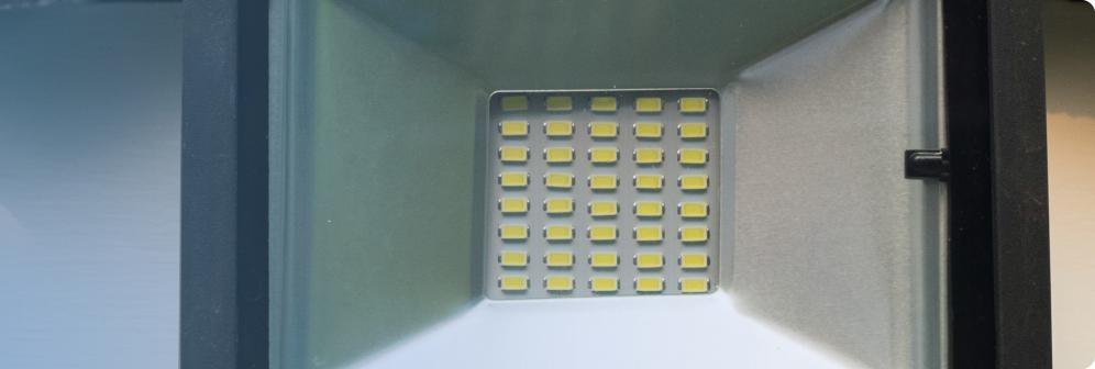 Avantages et inconvénients des éclairages LED intégrés